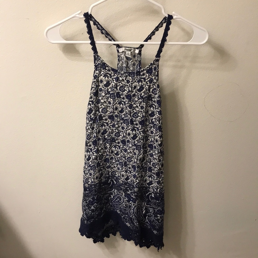 Adorable navy blue floral tank!